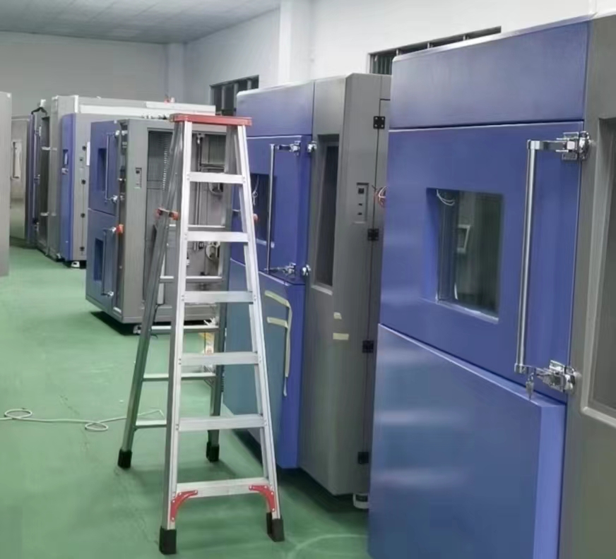 高低温湿热试验箱