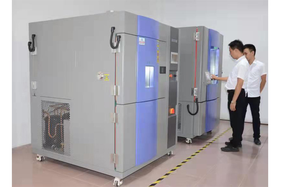 可程式恒温恒湿试验箱
