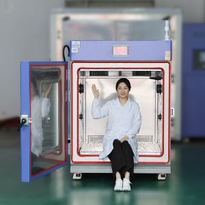 汽车零部件研发，为什么绕不开高低温湿热交变试验箱？